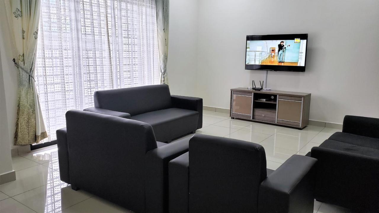 Sr Home-Stay @ Klia Куала-Лумпур Екстер'єр фото